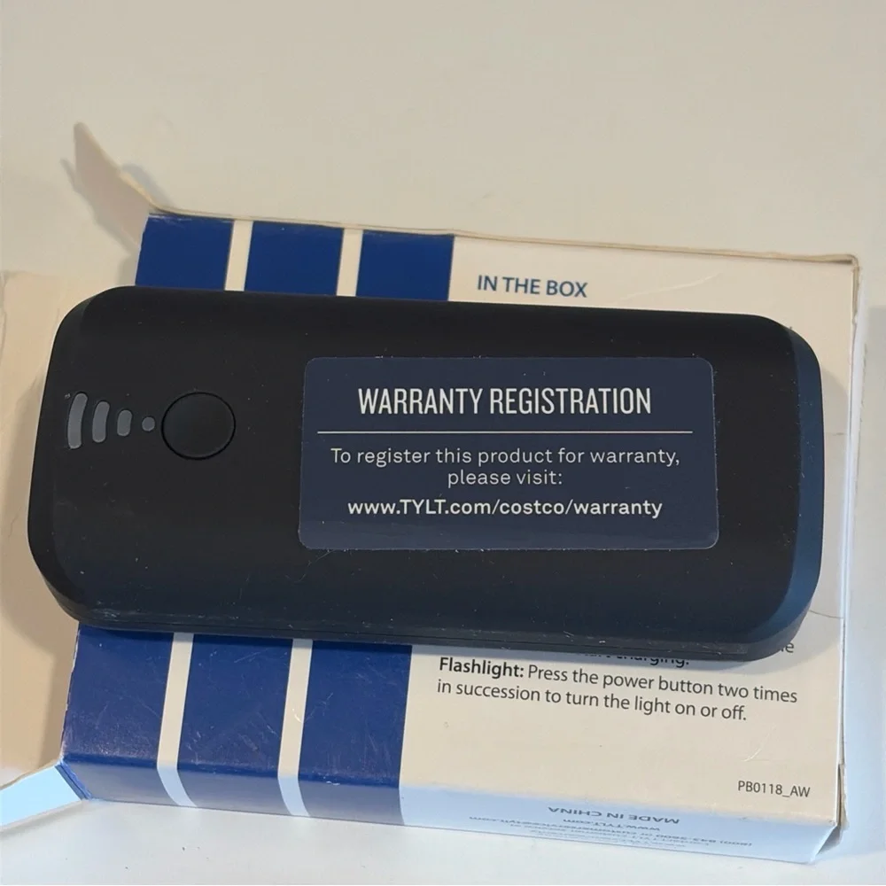 5200MAh Portable Battery with Flashlight & USB charging cable